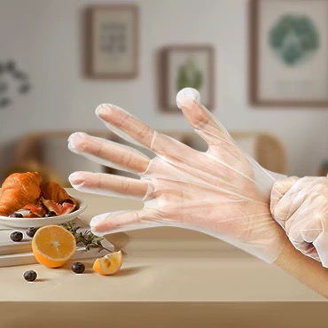 Compostable Disposable Gloves: A Practical and Sustainable Choice 2 Compostable gloves used in food service kitchen