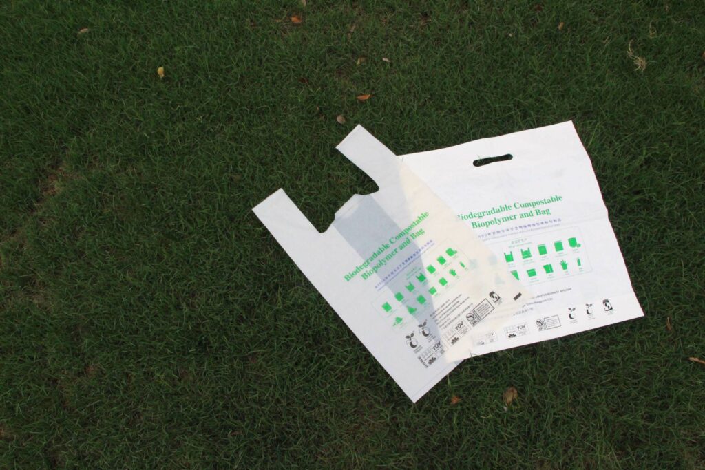 Custom Compostable Bags: Private Label & Branding Opportunities for Retailers 2 Different types of custom compostable bags for retail and wholesale supply