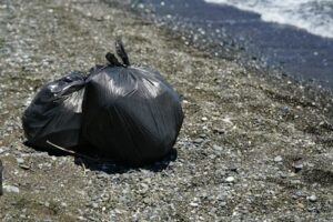 Certified biodegradable trash bags made from compostable plastic materials